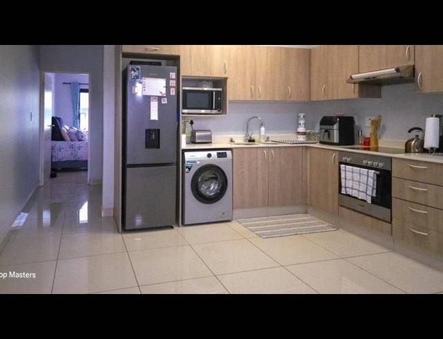 1 BEDROOM APARTMENT FOR SALE IN UMHLANGA RIDGE